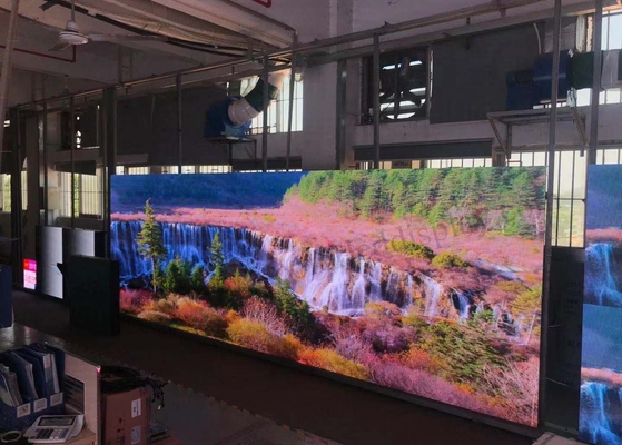 Outdoor Fixed LED Screen High Pixel Density ≥10000dots/m2 and 140° Wide Viewing Angle